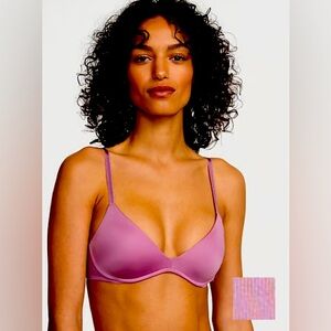 Victoria’s Secret Wireless Push-Up Bra 36DDD Thistle Pink Lace